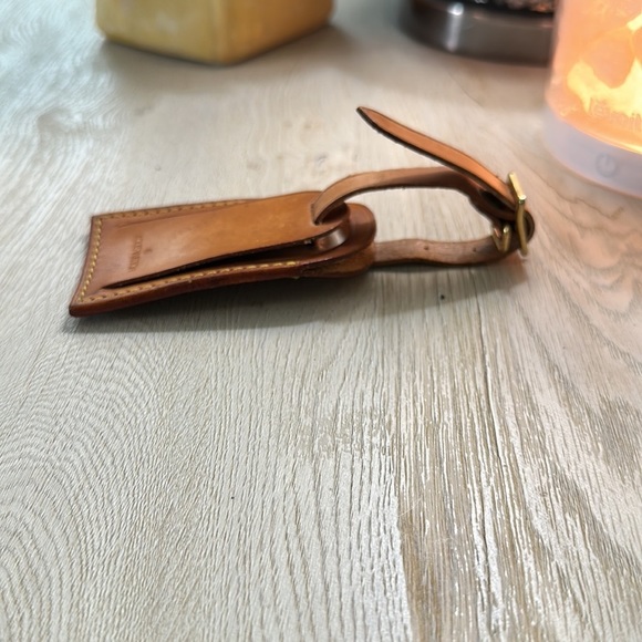 Louis Vuitton Luggage Tag - Picture 4 of 5